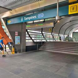 Tampines Street 21 (D18), Retail #453723621